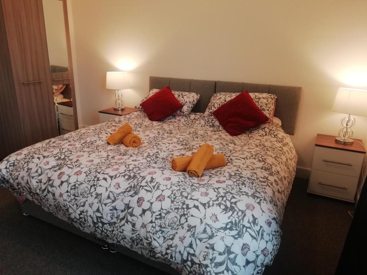 Carvetii - Vincent House - Large 3 Bedroom Apartment With On-Site Parking Lochgelly Exterior foto